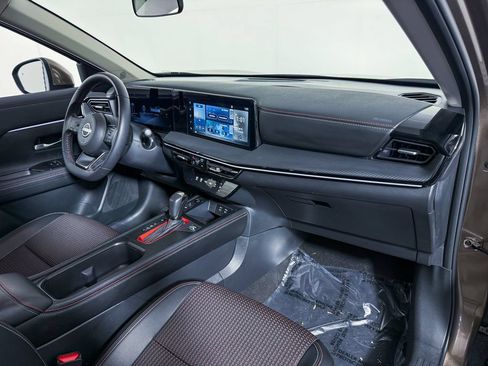 Certified 2025 Nissan Kicks SR AWD/4WD image 13