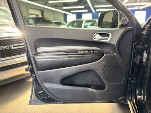Used 2019 Dodge Durango SXT AWD/4WD image 10
