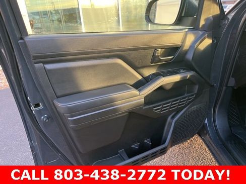 Used 2025 Toyota Tacoma SR image 5