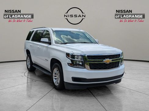 Used 2020 Chevrolet Tahoe LS w/ Enhanced Driver Alert Package RWD image 3