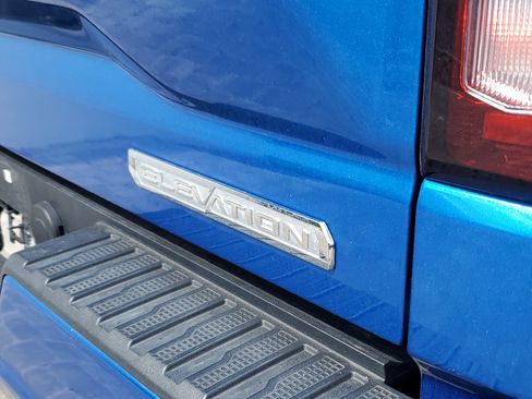 Used 2024 GMC Sierra 1500 Elevation w/ LPO, Elevation Black Package image 8