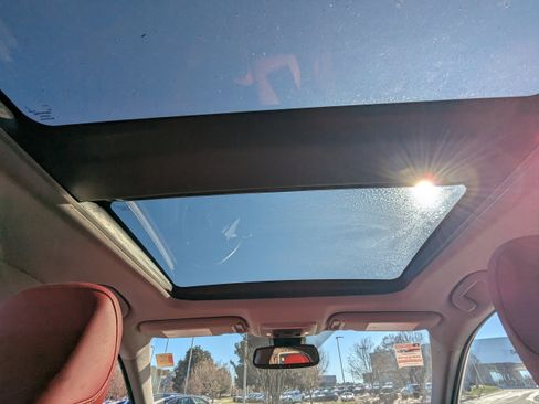 Used 2021 Toyota Camry XSE image 13