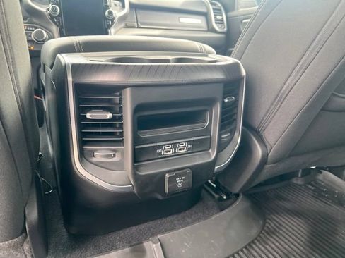 Certified 2025 RAM 1500 Big Horn AWD/4WD image 24