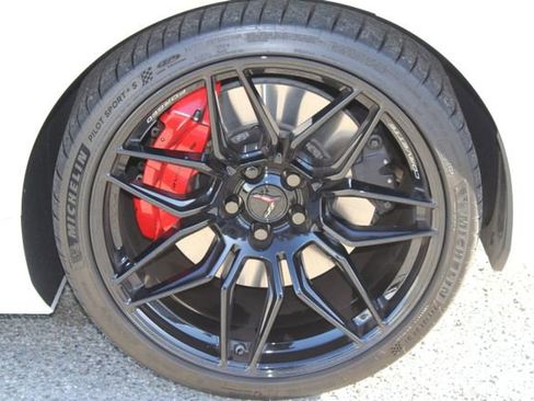 Used 2025 Chevrolet Corvette Z06 w/ Stealth Interior Trim Package image 11
