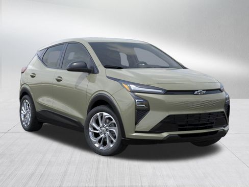 New 2027 Chevrolet Bolt LT FWD image 8