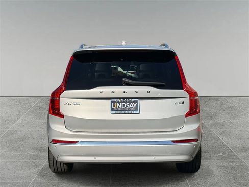 Used 2023 Volvo XC90 B6 Ultimate w/ Protection Package Premier image 11