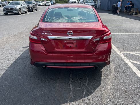 Used 2018 Nissan Altima 2.5 S w/ S Convenience Package image 5