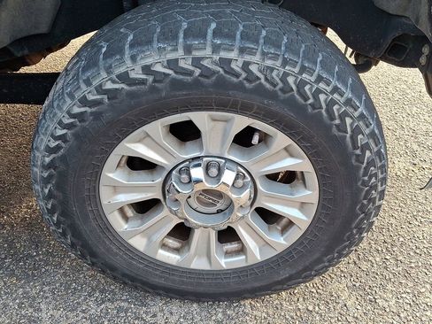 Used 2018 Ford F250 XL w/ Power Equipment Group image 4