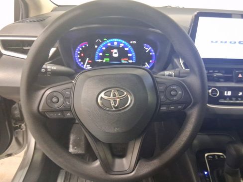 Used 2020 Toyota Corolla LE image 22