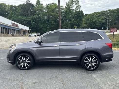 Used 2020 Honda Pilot Touring image 4
