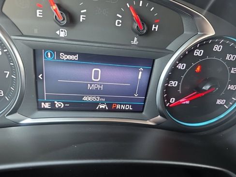 Used 2024 Chevrolet Equinox LT image 20