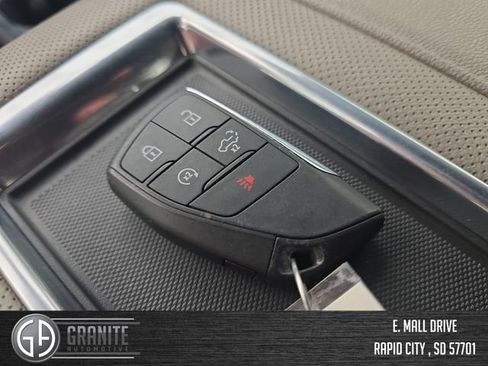 Used 2022 Chevrolet Silverado 1500 LTZ AWD/4WD image 29