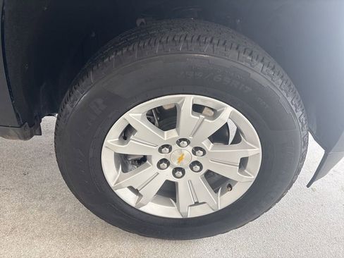 Used 2022 Chevrolet Colorado LT w/ Fleet Safety Package image 28
