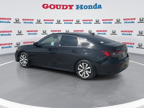 Certified 2025 Honda Civic LX image 6