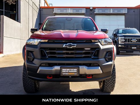 Used 2023 Chevrolet Colorado Trail Boss w/ Technology Package image 4