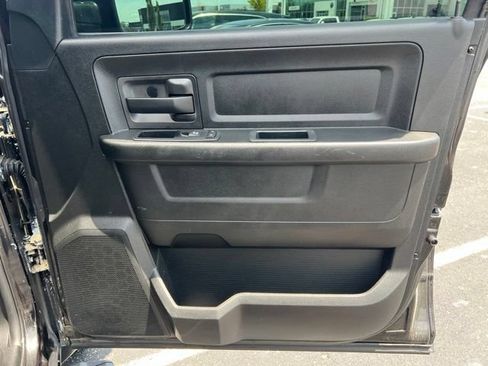 Used 2017 RAM 1500 Express AWD/4WD image 24