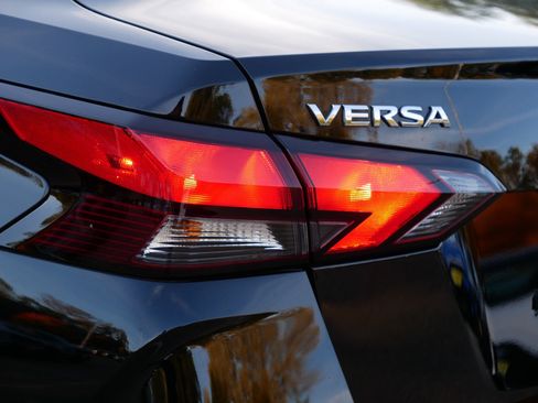 Certified 2024 Nissan Versa SV image 17