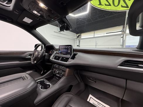 Used 2021 Chevrolet Suburban High Country image 22