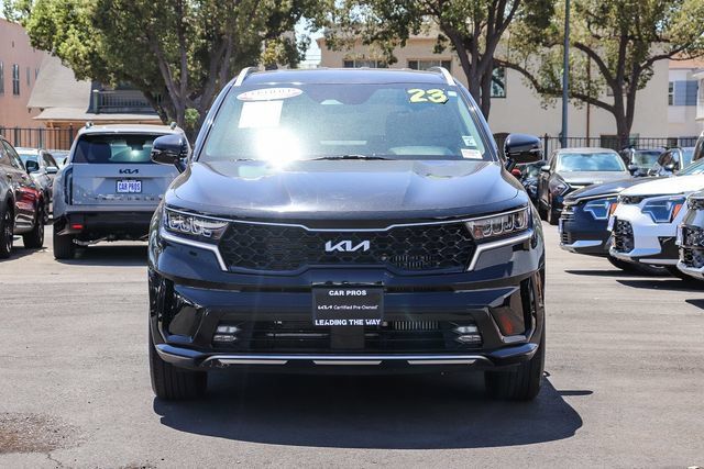 Certified 2023 Kia Sorento EX FWD image 3