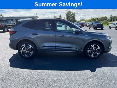 Certified 2023 Ford Escape ST-Line Select w/ Tech Pack #2 AWD/4WD image 8