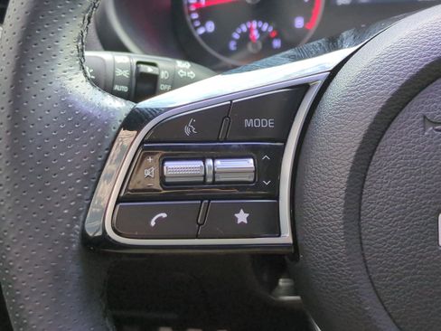 Certified 2022 Kia Forte GT-Line FWD image 28