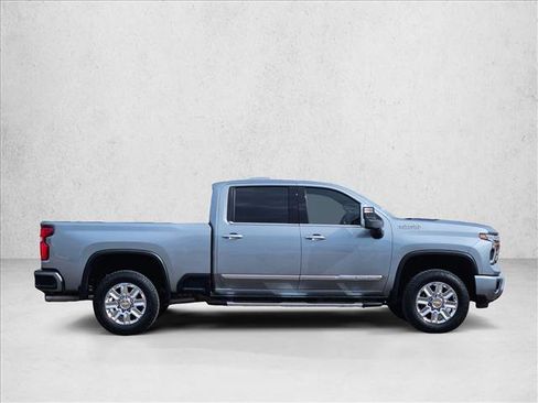 Certified 2024 Chevrolet Silverado 3500 High Country image 4