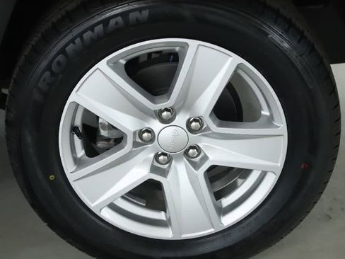 Used 2022 Jeep Compass Latitude image 38