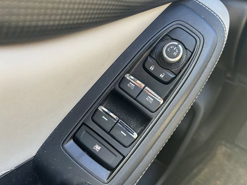 Used 2023 Subaru Forester Limited image 19