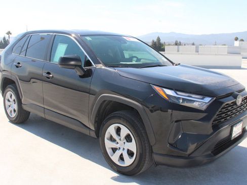 Certified 2024 Toyota RAV4 LE AWD/4WD image 2