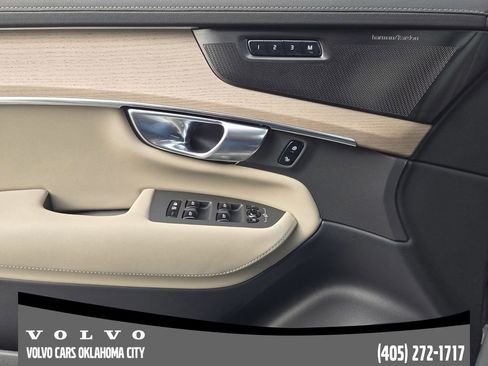 Certified 2026 Volvo XC90 B6 Plus w/ Protection Package Premier image 22