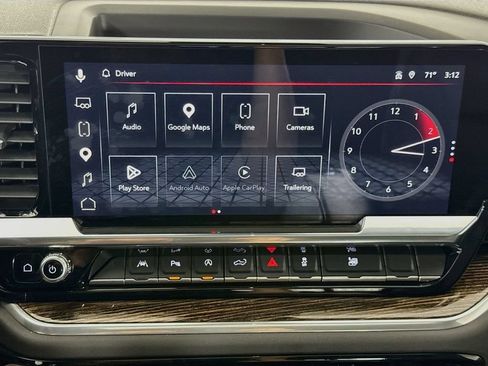 Used 2025 GMC Sierra 1500 Elevation w/ Elevation Premium Package AWD/4WD image 15