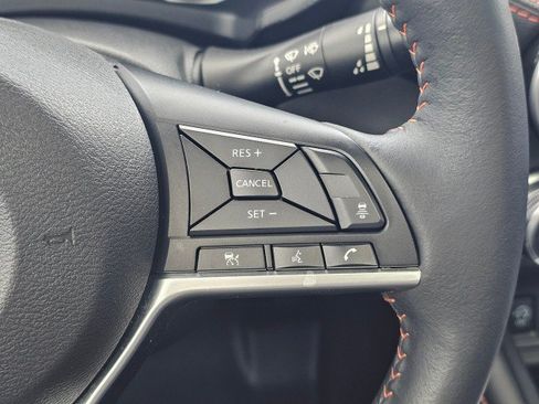 Used 2024 Nissan Sentra SR w/ SR Premium Package FWD image 32