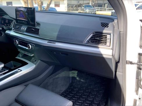 Used 2024 Audi Q5 2.0T Premium w/ Summer of Audi Package image 18