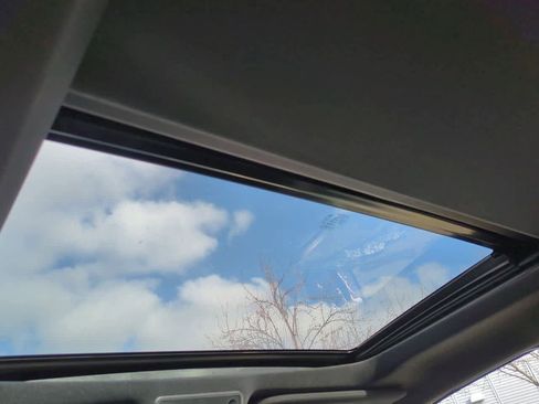 Used 2018 Ford F150 Raptor w/ Equipment Group 802A Luxury image 19