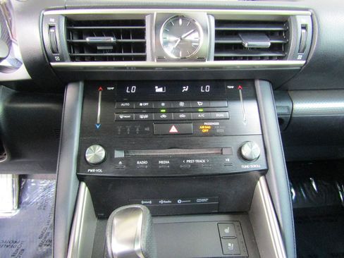 Used 2017 Lexus IS 200t F Sport w/ F Sport Package RWD image 19