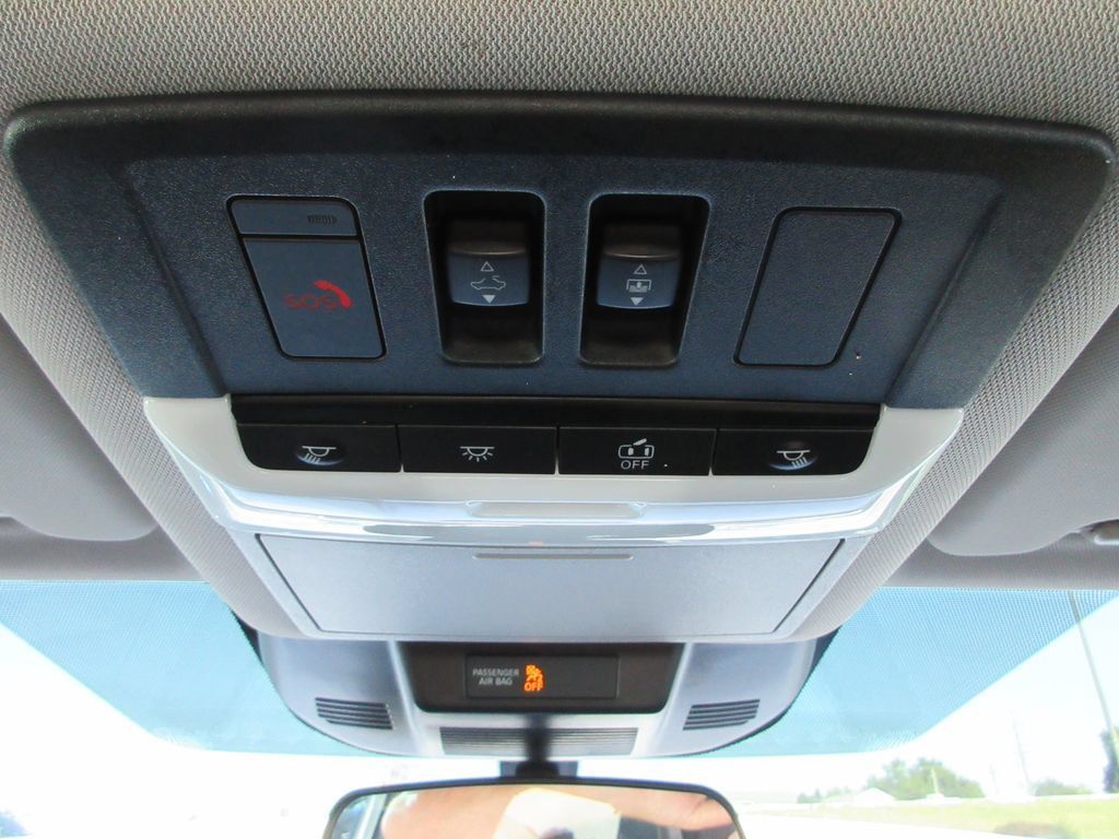 Used 2023 Nissan Rogue SV w/ SV Premium Package AWD/4WD image 31