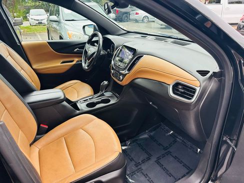 Used 2020 Chevrolet Equinox Premier FWD image 26