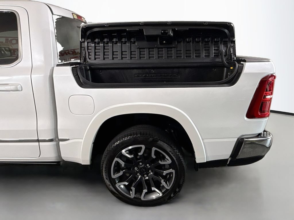 Used 2025 RAM 1500 Limited AWD/4WD image 15