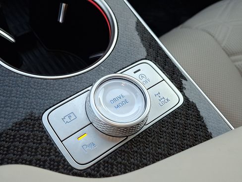 Certified 2025 Genesis GV80 3.5T e-SC AWD/4WD image 27
