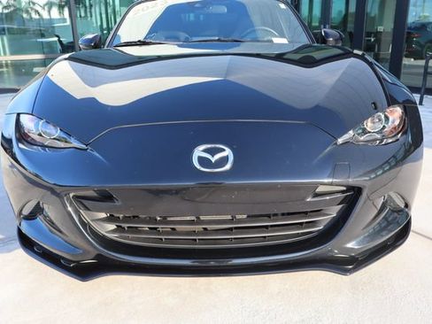 Used 2023 MAZDA MX-5 Miata Club RWD image 12