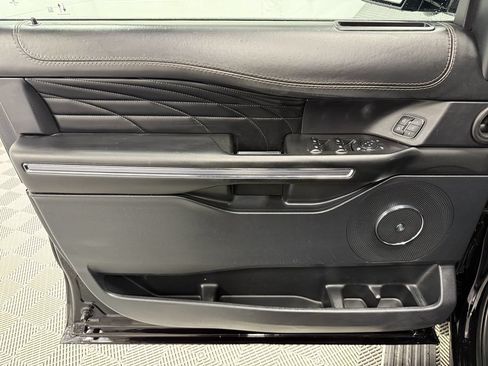 Used 2021 Ford Expedition Max Platinum AWD/4WD image 9
