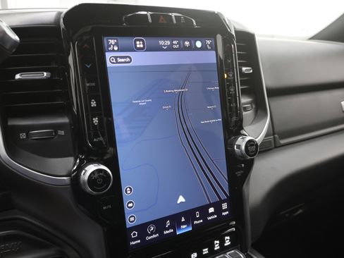 Used 2022 RAM 3500 Big Horn w/ Level C Equiment Group image 12