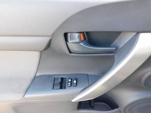 Used 2014 Scion tC FWD image 18