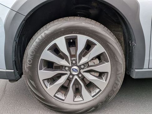 Certified 2025 Subaru Outback Limited AWD/4WD image 7