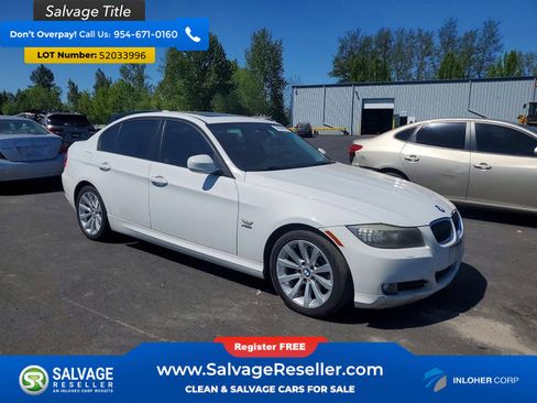 Used 2011 BMW 328i xDrive Sedan AWD/4WD image 5