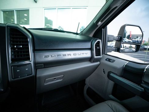 Used 2019 Ford F250 XLT AWD/4WD image 34