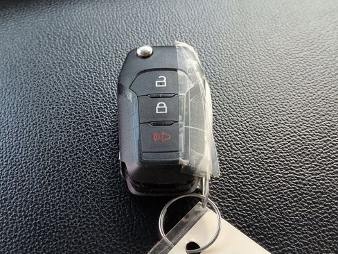 Used 2023 Ford F350 XLT AWD/4WD image 26
