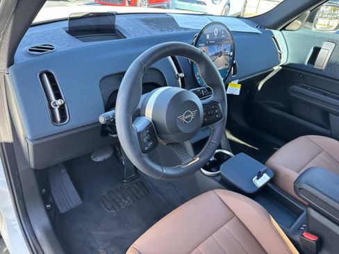 Used 2025 MINI Cooper Countryman S w/ Comfort Package Max image 23