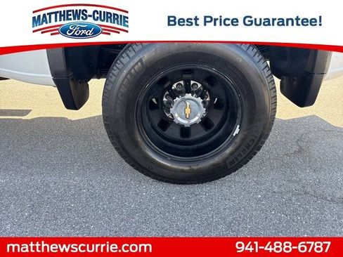 Used 2024 Chevrolet Silverado 3500 High Country w/ High Country Premium Package AWD/4WD image 17