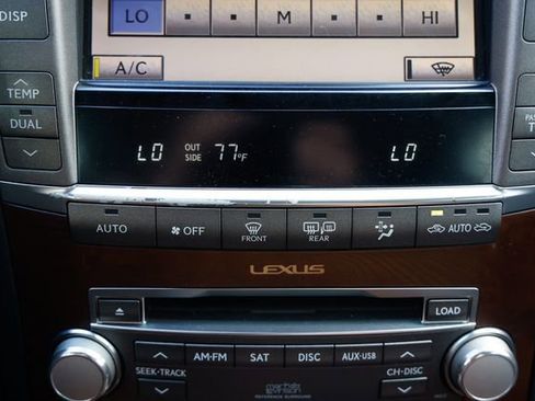 Used 2011 Lexus LS 460 4dr Sedan RWD image 38